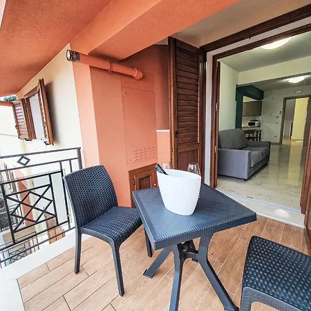 Pirandello By Interhome